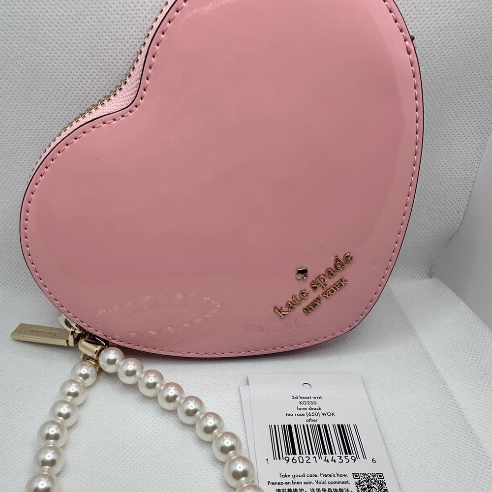 Kate Spade Love Shack Heart Wristlet